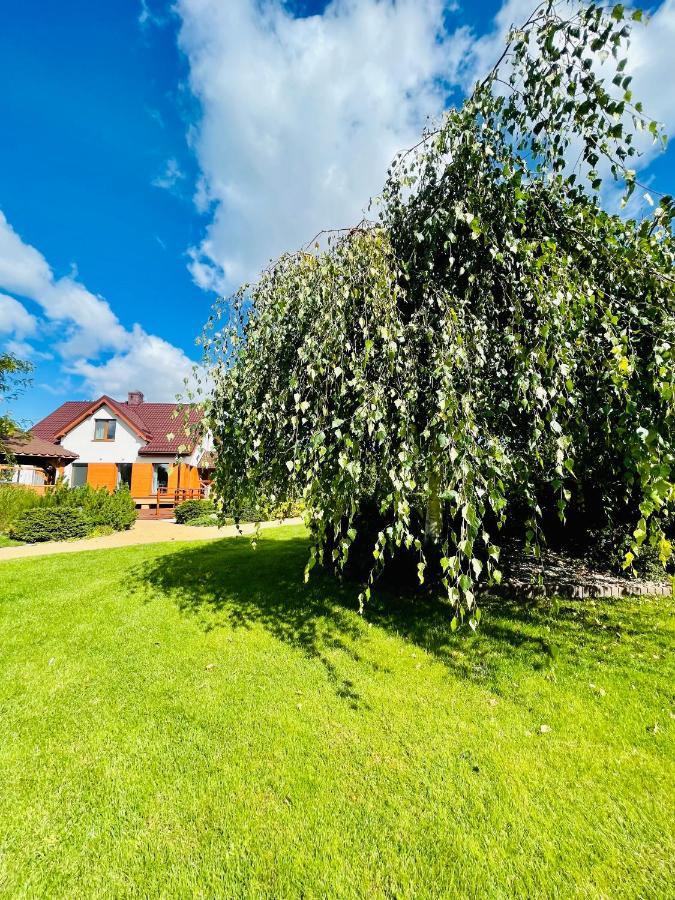 Dom Ogrodem Otulony Villa Bakalarzewo Bagian luar foto