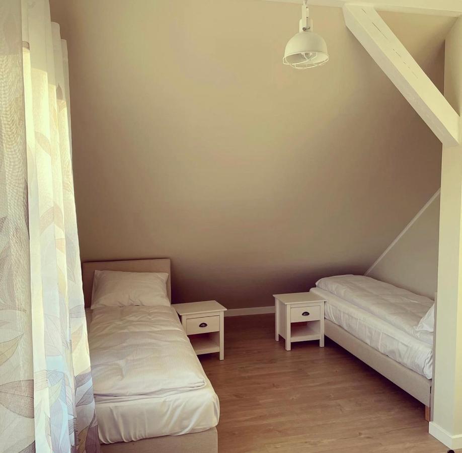 Dom Ogrodem Otulony Villa Bakalarzewo Bagian luar foto